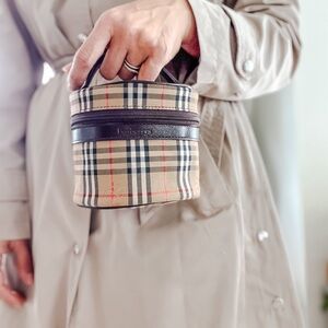 Authentic Burberrys Nova Check Canvas Leather Hand Bag Pouch Beige vanity bag